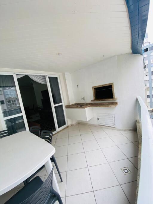 Apto A 100M Da Praia Central Balneario Camboriu Luaran gambar