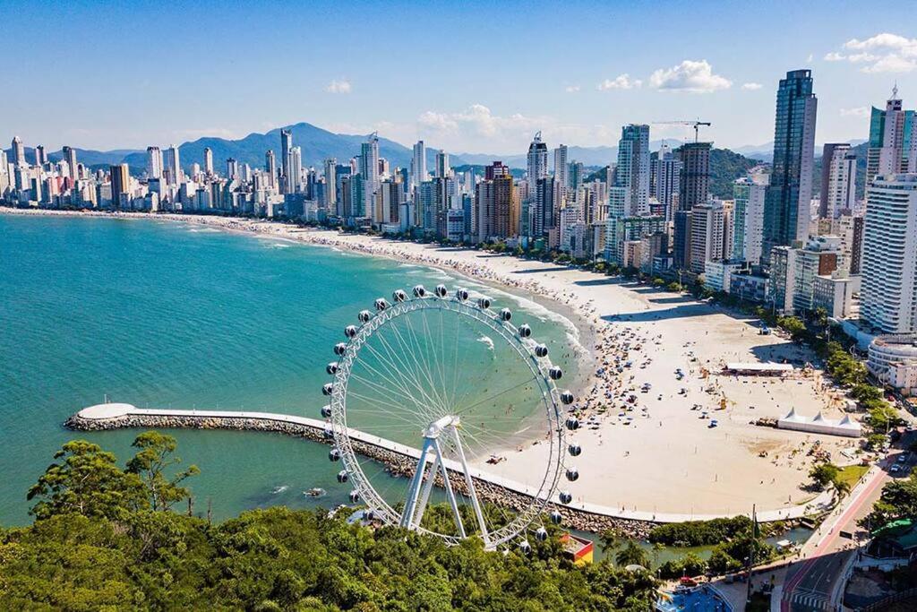 Apto A 100M Da Praia Central Balneario Camboriu Luaran gambar